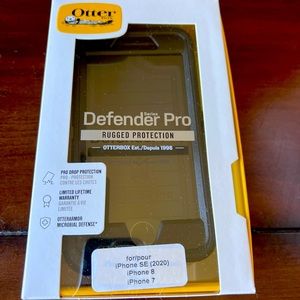OtterBox Phone Case (SE,7 or 8) New In Box